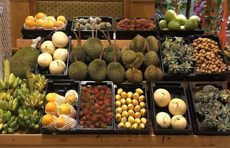 Buffet trái cây Baiyoke tầng 18