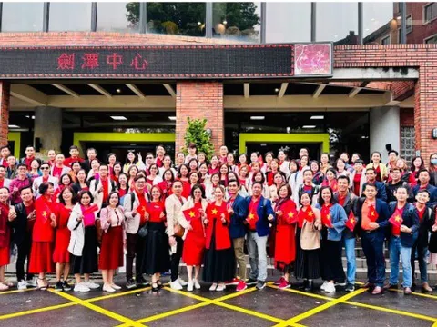 "ĐÀI HÀNH KÝ” CHƯƠNG TRÌNH THAM QUAN KẾT HỢP HỘI NGHỊ ĐẶC BIỆT CỦA ĐOÀN AMWAY CẦN THƠ VỚI GOLDEN SMILE TRAVEL