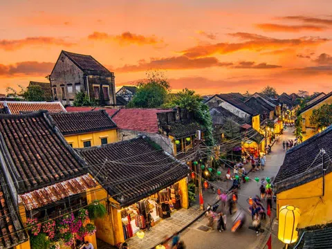 Hội An dè dặt mở cửa đón khách sau bốn đợt dịch Covid-19