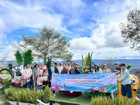 ĐOÀN QUÝ CÔNG TY QUANG HUY AC 3N3Đ THAM QUAN THÀNH PHỐ ĐÀ LẠT