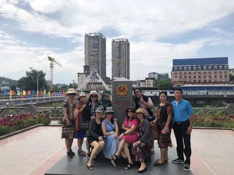 HÀNH TRÌNH KHÁM PHÁ DI SẢN ĐẤT BẮC CÙNG ĐOÀN GIA ĐÌNH CÔ PHƯỢNG (31/08 – 06/09/2022)