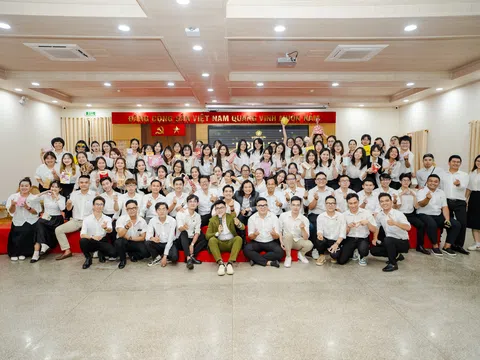 [RECAP] Golden Smile Corporation tổ chức Kick Off quý III/2023 và định hướng chiến lược quý IV/2023 với chủ đề Born To Shine 