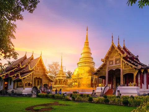 Ghé thăm ngôi chùa Wat Phrathat Doi Suthep linh thiêng ở Chiang Mai Thái Lan