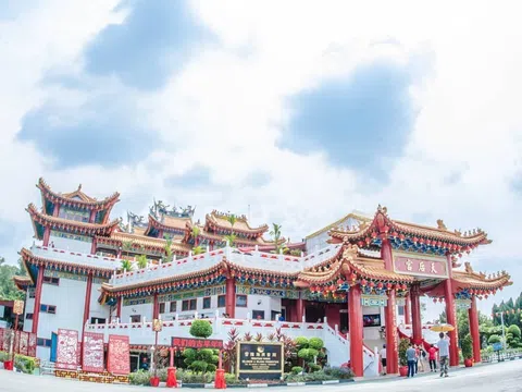 Chiêm bái Chùa Bà Thiên Hậu linh thiêng ở Malaysia 