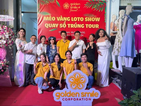 Tưng bừng khai trương CN Long An - Quay Loto trúng quà khủng với Golden Smile Travel