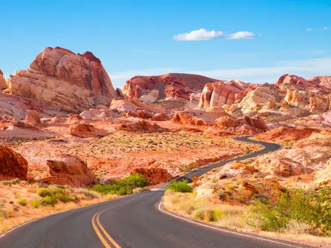 Khám phá vẻ đẹp rực rỡ của Valley of Fire - thung lũng lửa tuyệt đẹp ở Nevada