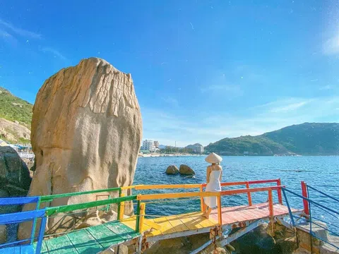 ĐẢO ROBINSON VỊNH CAM RANH (TP.HCM - BÌNH BA - BÌNH HƯNG)