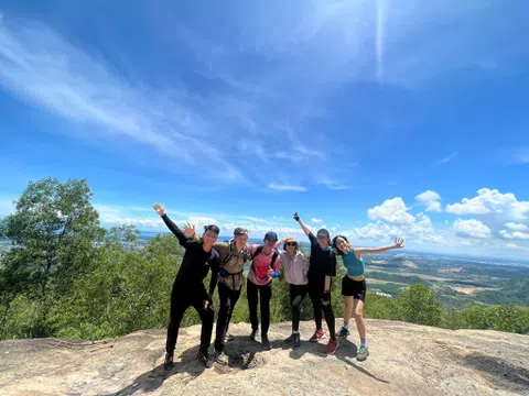 TREKKING NÚI DINH | SƠN THUỶ HỮU TÌNH