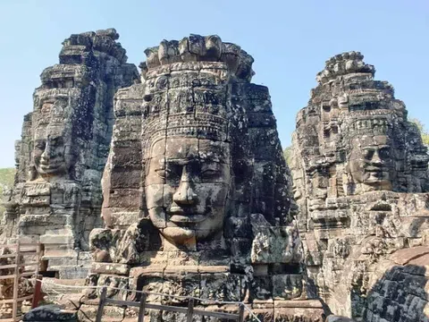 DU XUÂN TẾT QUÝ MÃO 2023! XỨ SỞ CHÙA THÁP